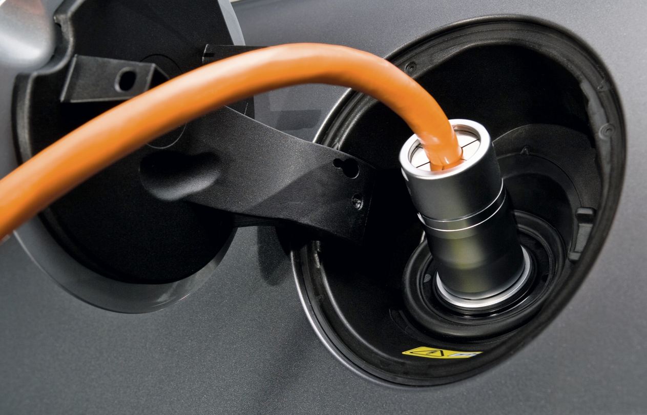 SUBVENCIONES PARA LA INSTALACIÓN DE RECARGA DE VEHICULOS ELÉCTRICOS